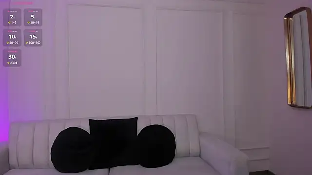 Snapshot of ValeriaRoldanX chatting on 06/20/26, 11:46 ValeriaRoldanX online show from 06/20/26, 11:46