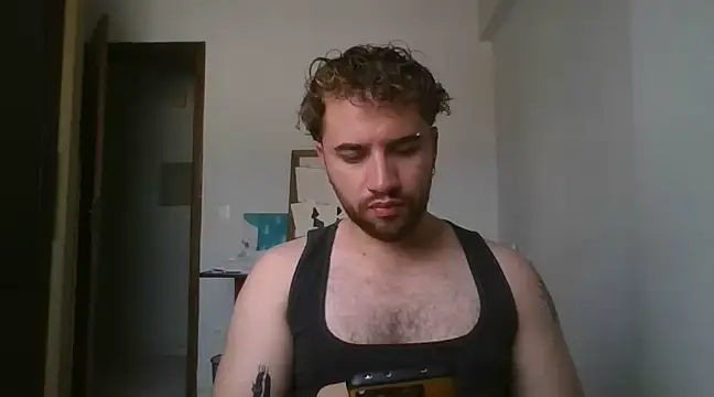 Snapshot of TomAlex chatting on 01/28/25, 12:11 TomAlex online show from 01/28/25, 12:11