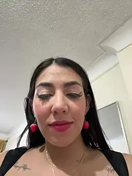 Snapshot of StaceyJones1 chatting on 03/12/25, 12:53 StaceyJones1 online show from 03/12/25, 12:53