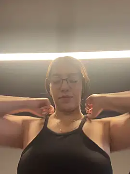 Snapshot of StaceyJones1 chatting on 03/13/25, 09:48 StaceyJones1 online show from 03/13/25, 09:48