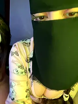 Snapshot of El-Jouri chatting on 12/05/25, 12:08 El-Jouri online show from 12/05/25, 12:08