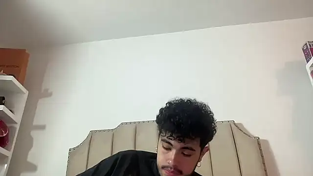 Snapshot of LFR29 chatting on 01/30/25, 12:39 LFR29 online show from 01/30/25, 12:39