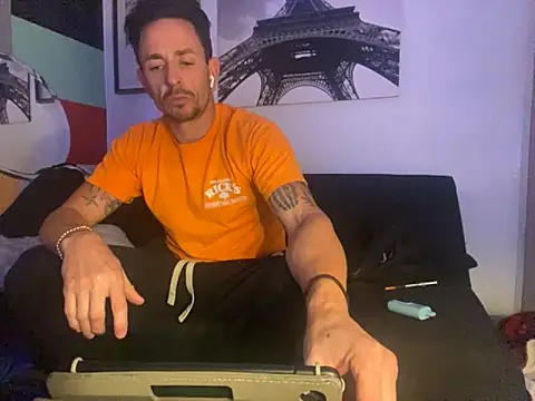 Gman143187 online show from 10/13/25, 02:00