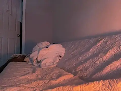 Snapshot of Gman143187 chatting on 02/09/26, 02:32 Gman143187 online show from 02/09/26, 02:32