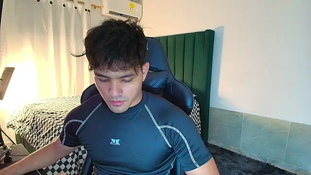 man dur07 online show from 12/14/25, 12:05