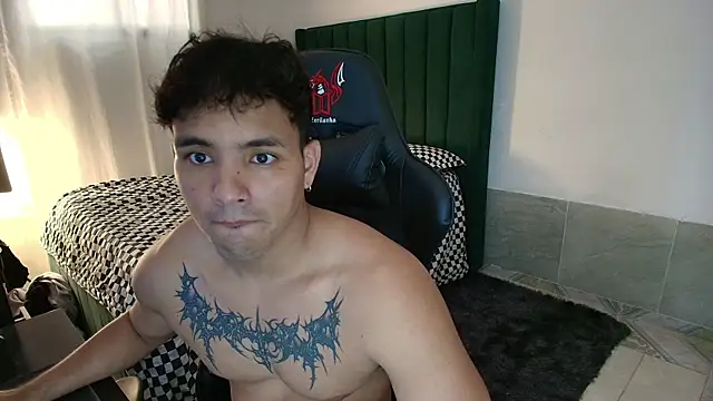 man dur07 online show from 06/17/26, 07:37