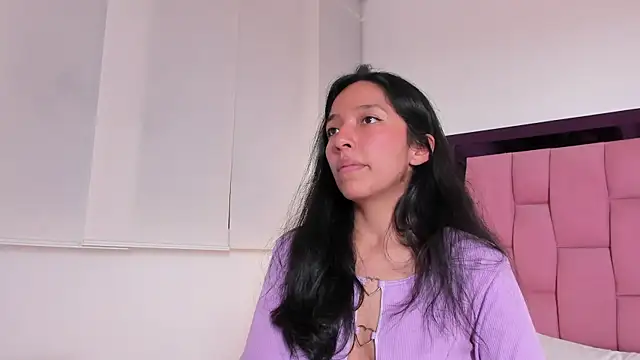 Snapshot of Valery_wang chatting on 12/05/24, 07:06 Valery wang online show from 12/05/24, 07:06