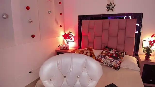 Snapshot of Valery_wang chatting on 12/06/24, 10:19 Valery wang online show from 12/06/24, 10:19