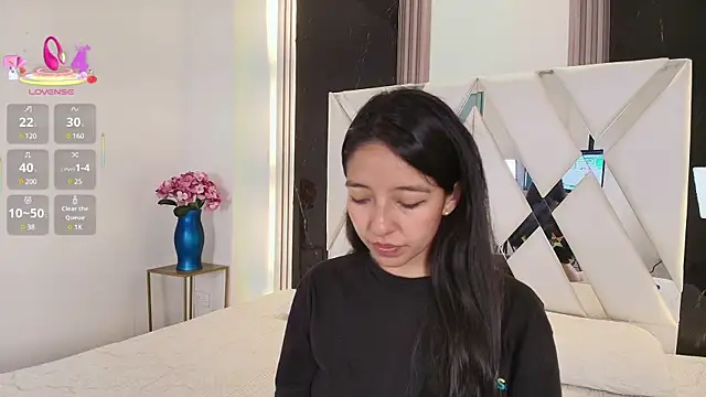 Snapshot of Valery_wang chatting on 03/02/25, 12:01 Valery wang online show from 03/02/25, 12:01