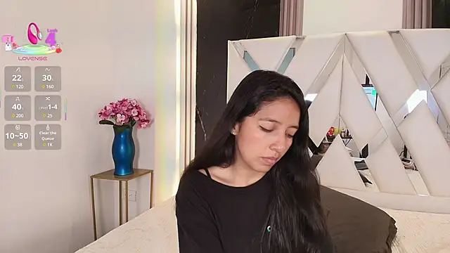 Snapshot of Valery_wang chatting on 03/02/25, 06:08 Valery wang online show from 03/02/25, 06:08