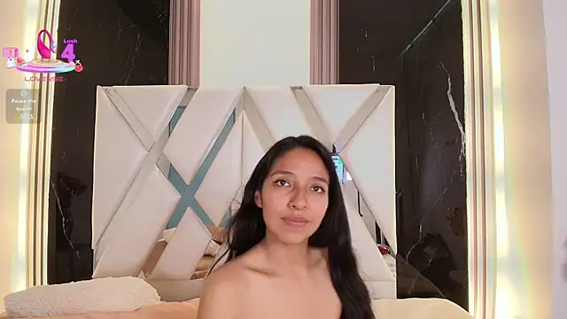 Snapshot of Valery_wang chatting on 03/12/25, 06:11 Valery wang online show from 03/12/25, 06:11