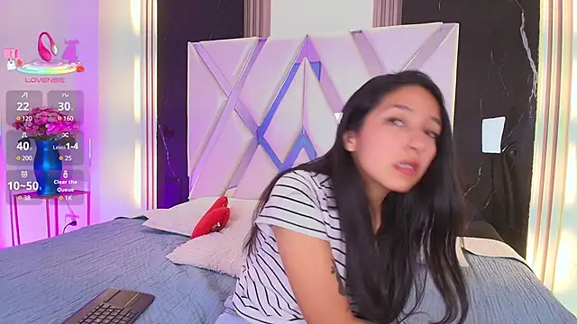 Snapshot of Valery_wang chatting on 03/15/25, 12:02 Valery wang online show from 03/15/25, 12:02