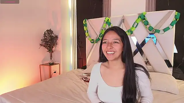 Snapshot of Valery_wang chatting on 03/18/25, 11:41 Valery wang online show from 03/18/25, 11:41