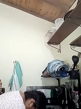 florecita69 online show from 02/26/25, 04:03