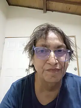 florecita69 online show from 10/29/25, 02:58