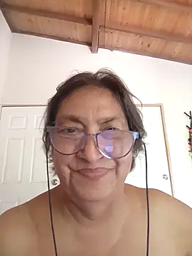 florecita69 online show from 11/10/25, 04:06