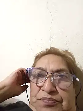 florecita69 online show from 11/28/25, 12:46