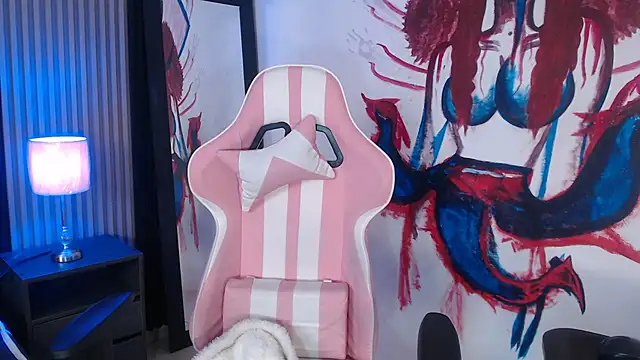 kittyhouse hs online show from 04/30/26, 08:48