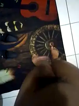 Snapshot of BIGBLACKCOOCK24- chatting on 01/08/25, 01:41 BIGBLACKCOOCK24- online show from 01/08/25, 01:41