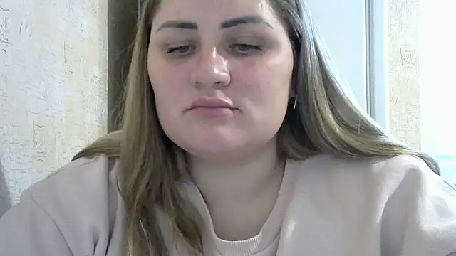 Snapshot of Honeydew-Waves chatting on 12/04/24, 08:12 Honeydew-Waves online show from 12/04/24, 08:12