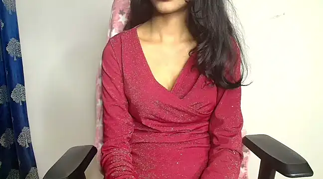 Snapshot of CUTE_princess_143 chatting on 02/15/25, 11:14 CUTE princess 143 online show from 02/15/25, 11:14