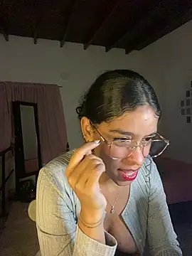 Snapshot of Arteatenea__ chatting on 02/02/25, 06:15 Arteatenea online show from 02/02/25, 06:15