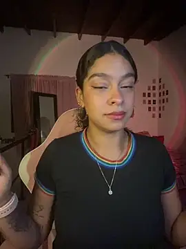 Snapshot of Arteatenea__ chatting on 12/18/25, 03:12 Arteatenea online show from 12/18/25, 03:12