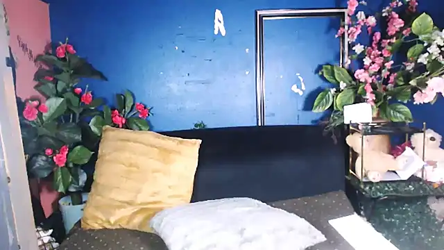 Littleindianmilf online show from 03/11/26, 09:37