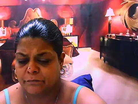 Snapshot of indianCherryPie chatting on 04/14/26, 06:36 indianCherryPie online show from 04/14/26, 06:36