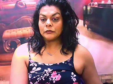 Snapshot of indianCherryPie chatting on 06/17/26, 05:21 indianCherryPie online show from 06/17/26, 05:21