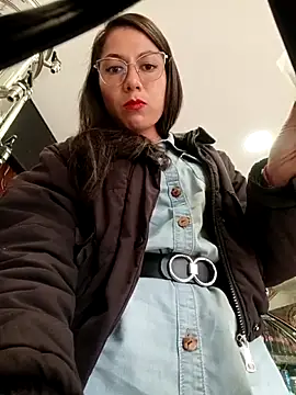 VALERY-03  online show from 05/04/26, 05:09