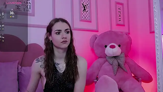 Abby  White online show from 03/06/25, 05:22