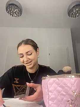 Abby  White online show from 09/25/25, 03:16