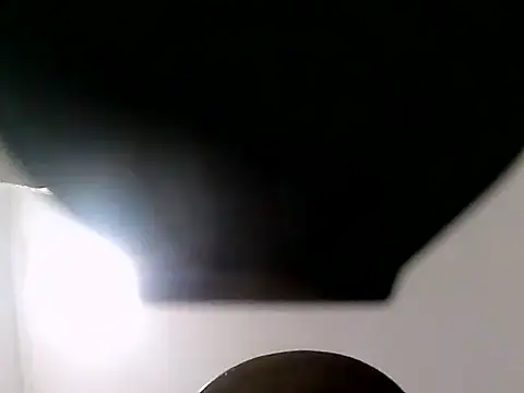 Snapshot of culalimer chatting on 12/14/25, 09:58 culalimer online show from 12/14/25, 09:58