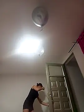 giuliana andrade online show from 03/10/25, 10:45