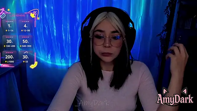 Snapshot of _AmyDark chatting on 09/23/25, 10:13 AmyDark online show from 09/23/25, 10:13