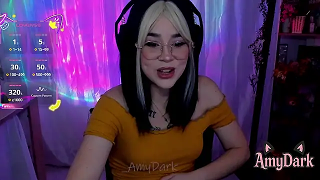 Snapshot of _AmyDark chatting on 09/24/25, 08:34 AmyDark online show from 09/24/25, 08:34