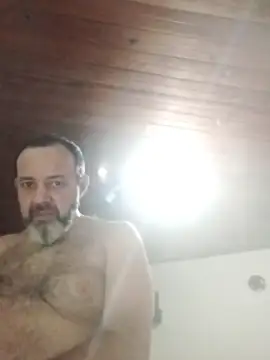 Leocesar37 online show from 11/16/25, 03:12