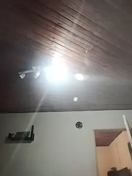 Leocesar37 online show from 11/19/25, 04:23