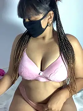 Snapshot of Jeroliee_viyana chatting on 09/17/25, 10:44 Jeroliee viyana online show from 09/17/25, 10:44