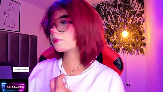 Kitty Gang online show from 11/26/25, 02:12