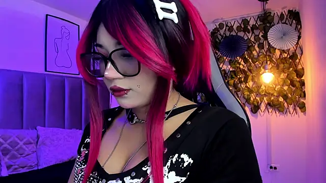 Snapshot of Kitty_Gang chatting on 03/21/26, 12:37 Kitty Gang online show from 03/21/26, 12:37