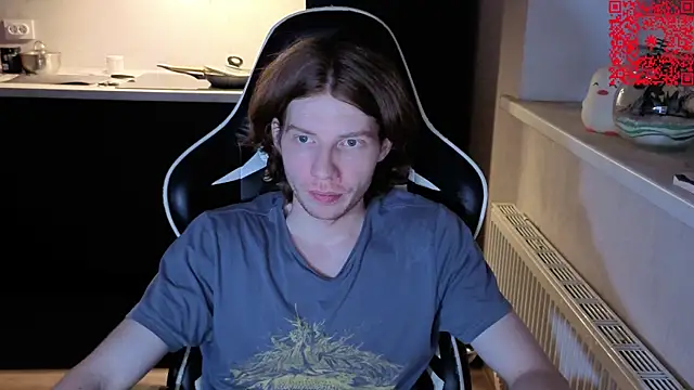 Snapshot of spaisenok chatting on 11/21/25, 11:47 spaisenok online show from 11/21/25, 11:47