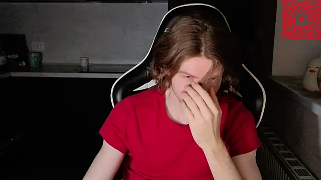 Snapshot of spaisenok chatting on 11/28/25, 12:46 spaisenok online show from 11/28/25, 12:46