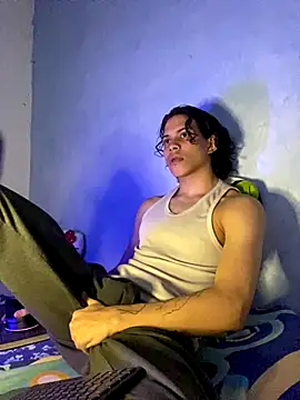 lax777  online show from 10/13/25, 05:07