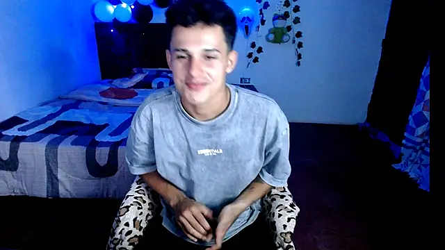 freddy romas online show from 10/26/25, 01:33