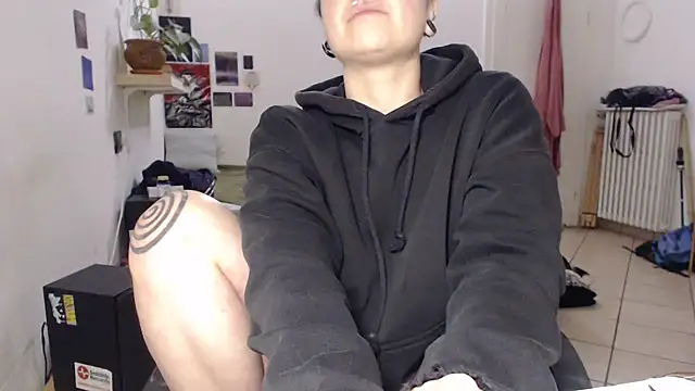 kinkyspirali online show from 03/16/25, 09:37