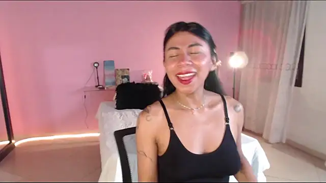 Snapshot of selene_gils chatting on 06/10/26, 06:51 selene gils online show from 06/10/26, 06:51