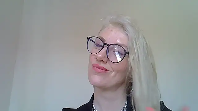 Snapshot of Pabonya91 chatting on 03/19/25, 08:01 Pabonya91 online show from 03/19/25, 08:01