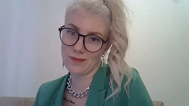 Snapshot of Pabonya91 chatting on 03/20/25, 02:32 Pabonya91 online show from 03/20/25, 02:32